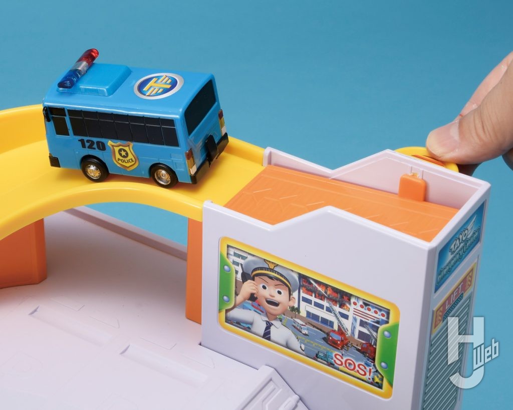 ちびっこバス タヨ　緊急出動センタープレイセット
説明画像2