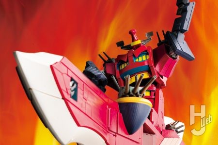 全高約33cm、前後幅約50cmという規格外の大きさ！『天元突破グレンラガン』大グレン団の母艦・ダイグレンがPOSE＋メタルシリーズで登場！内部にもこだわりのギミックが！