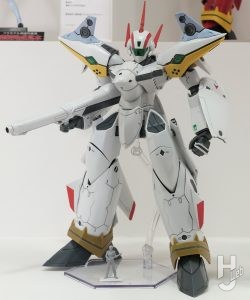 「VF-19P エクスカリバー（惑星ゾラ パトロール隊仕様」（仮）画像