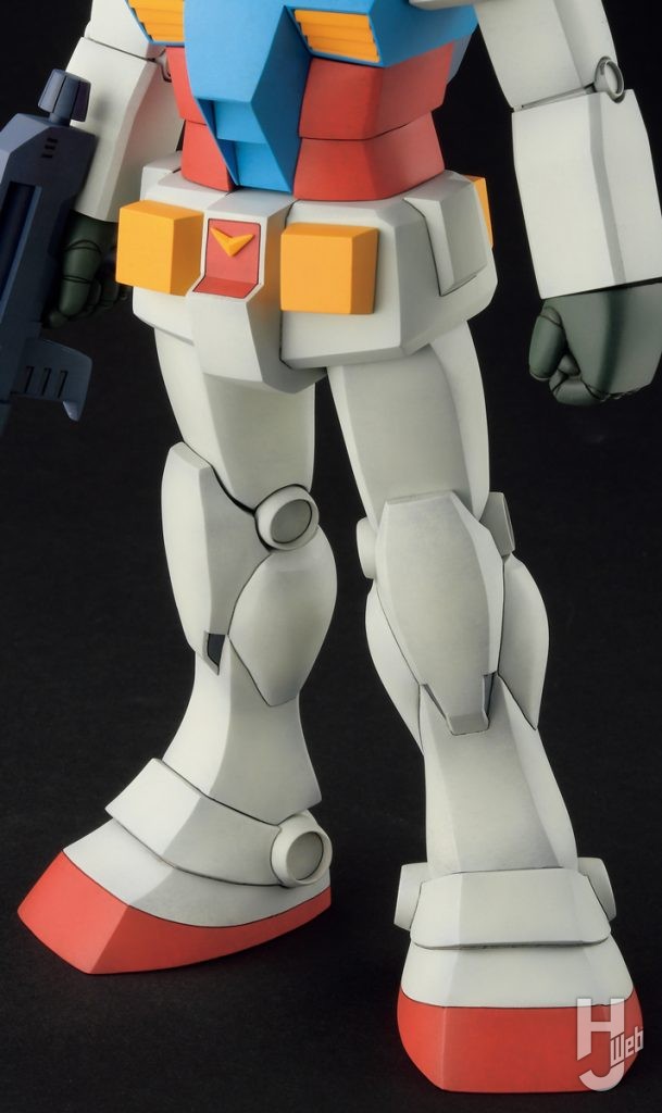 cassette製作「ガンダム-1979」下半身アップ