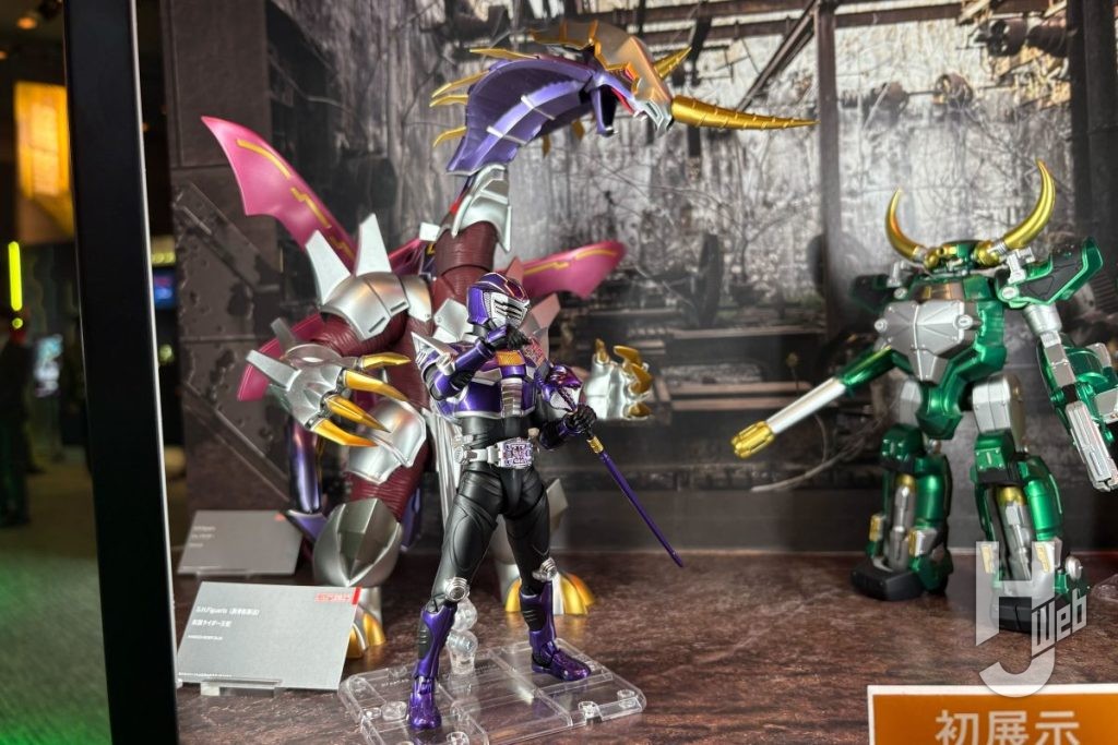 仮面ライダー王蛇真骨彫製法望遠