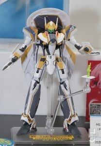 「VF-31E ジークフリード（チャック・マスタング機）」テストショット素組み見本