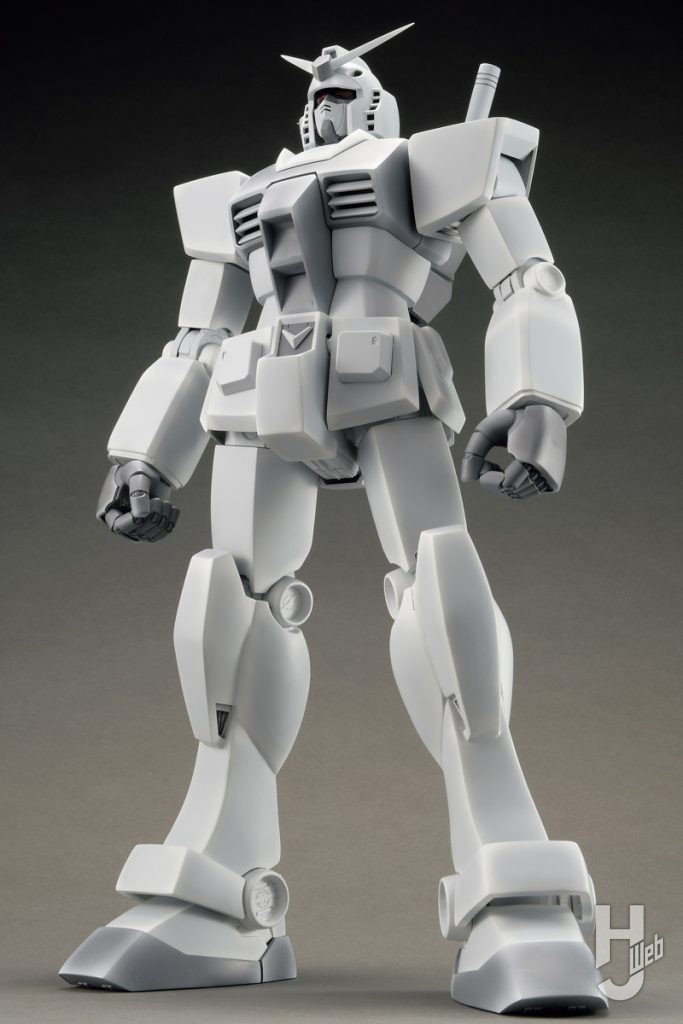 ARUE製作「RX-78-2 ガンダム(巨大化)」
