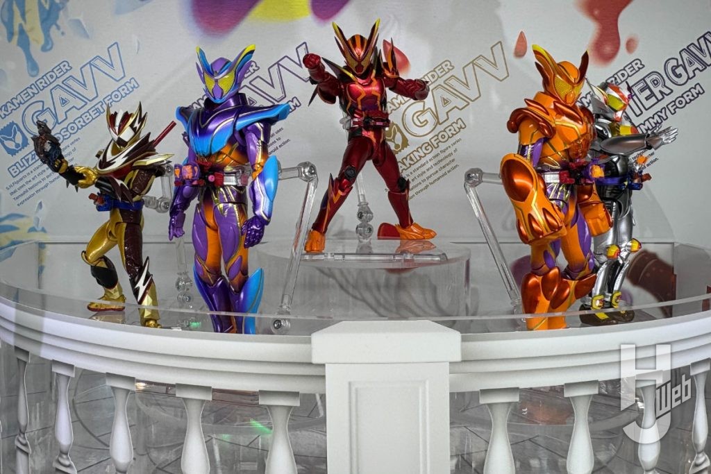 『仮面ライダーガヴ』揃いカット