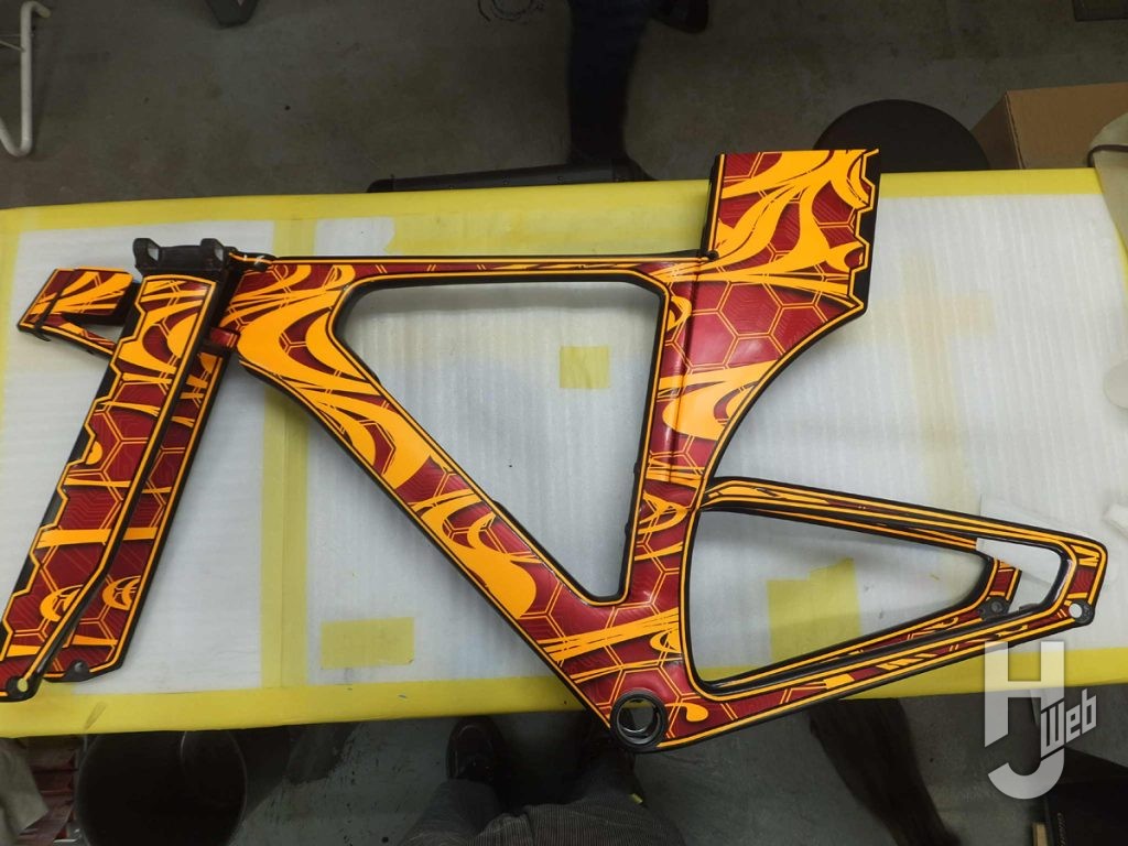 MAX渡辺TTバイクペイント工程15