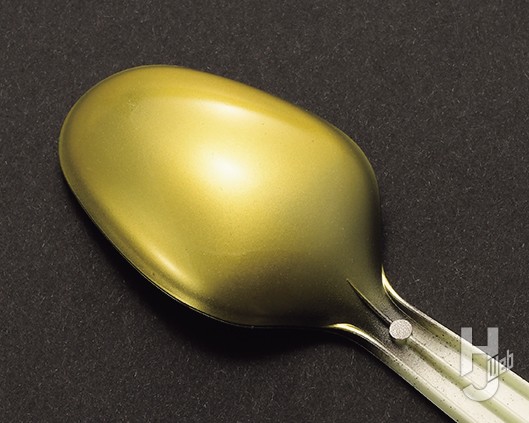 スーパーファインシルバーとクリアーイエローとオレンジの塗料の見本の画像