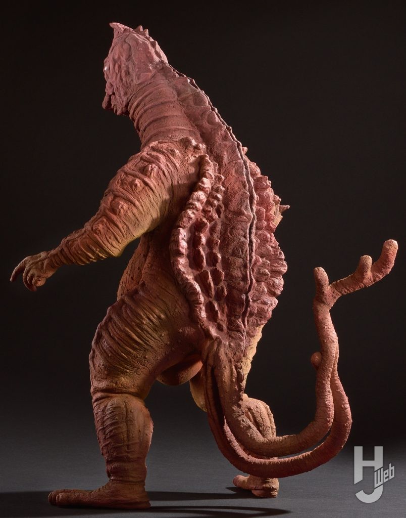 赤色火焔怪獣バニラ
後ろ