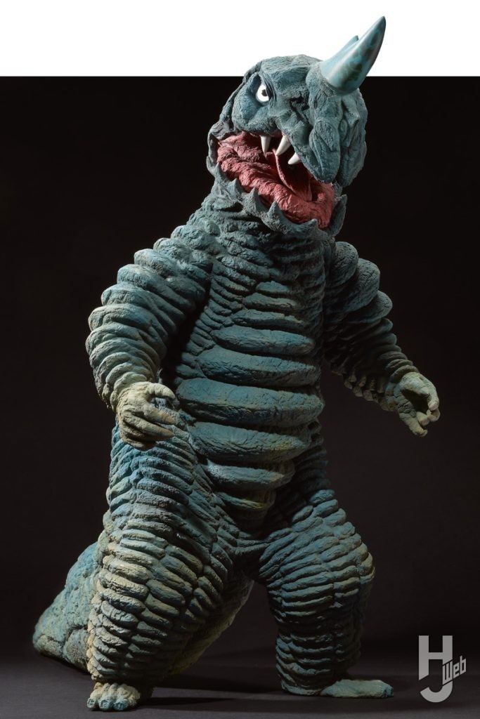 本誌2025年6月号に掲載された青色発泡怪獣アボラス