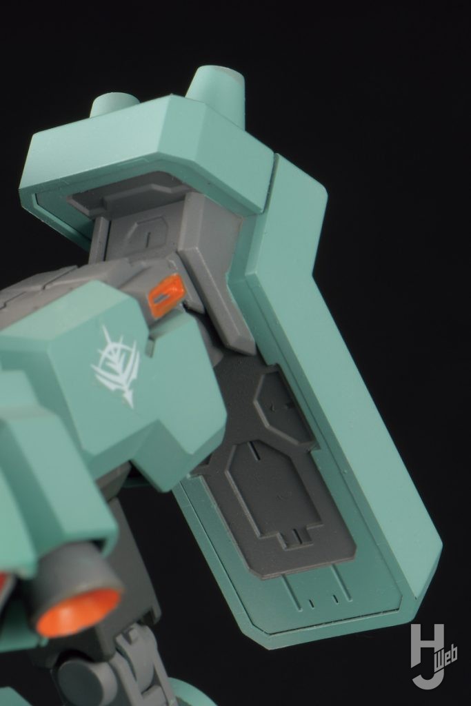 リーベン・ヴォルフ(A.O.Z RE-BOOT版)肩アーマー 後ろ