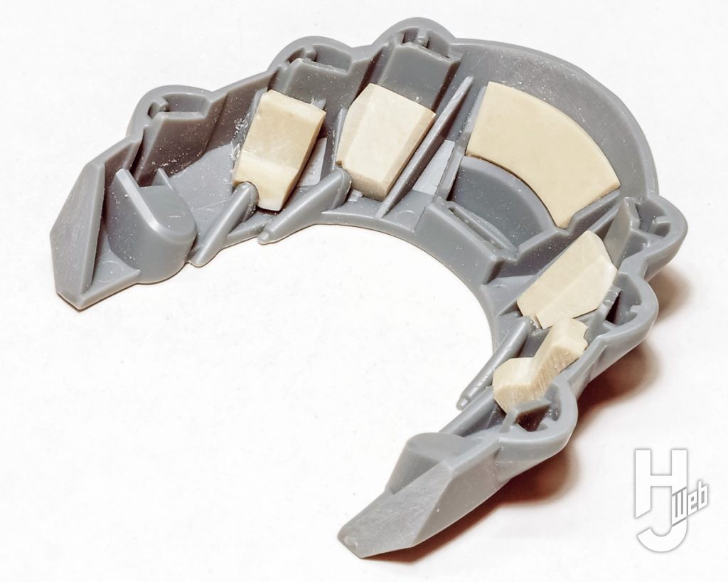 HG エグザベ専用ギャン（ハクジ装備）
ハクジ製作過程2