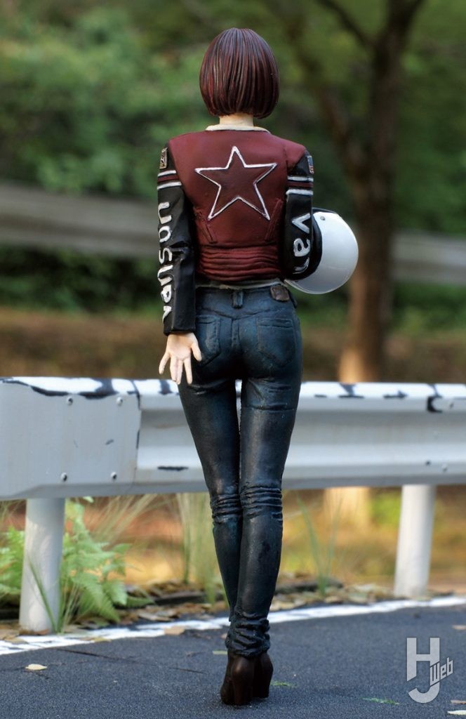 女性ライダー 後ろ