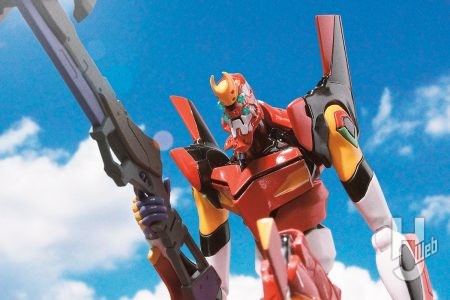 「MODEROID エヴァンゲリオン２号機」発進！ 基本工作とワンポイント蛍光塗料で飾るもよし！ ブンドドもよし！ なちょい足しアイデアをお届け！【ヱヴァンゲリヲン新劇場版】