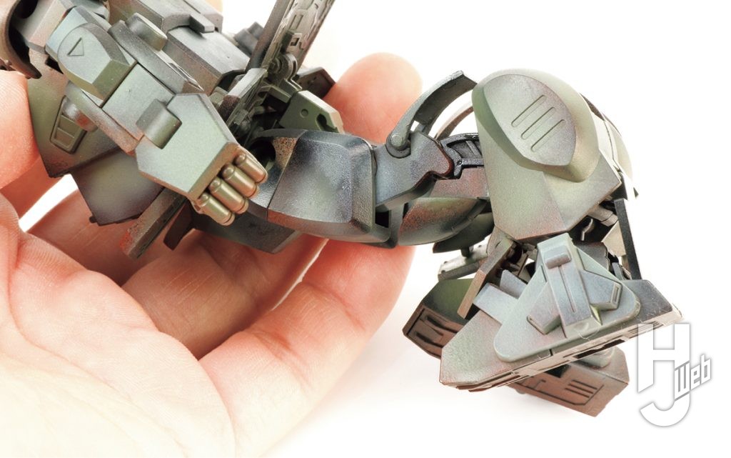 けんたろう製作「HG スコープドッグ」製作途中降着機構部分にもチッピング液塗る