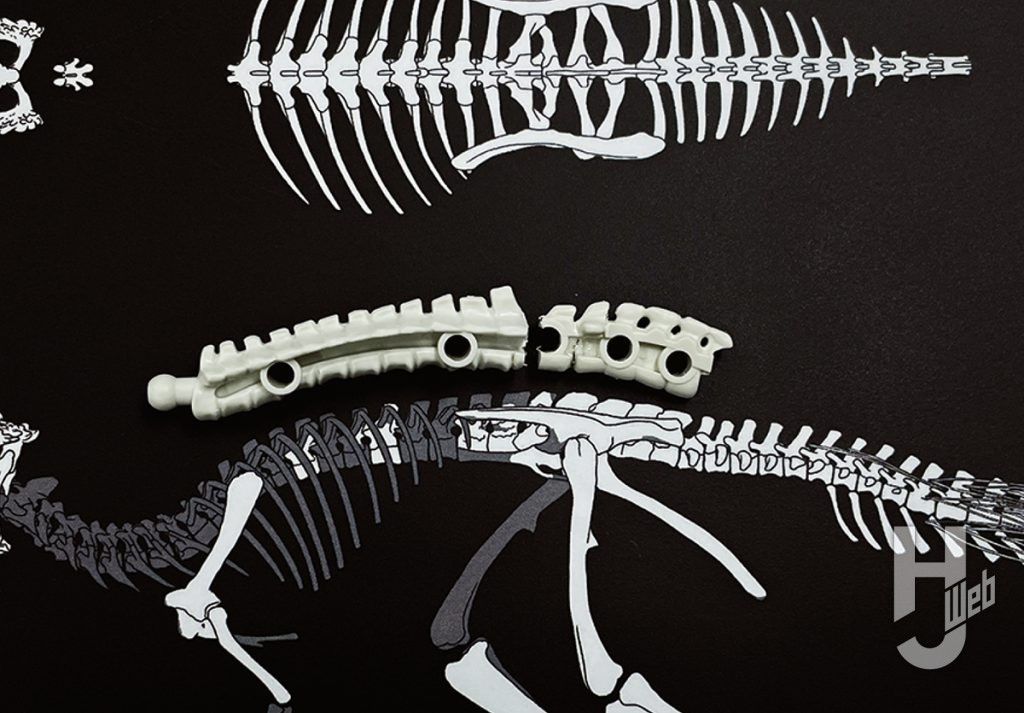 ウラベヒロト製作「ザヴァケファレ」製作途中胴椎