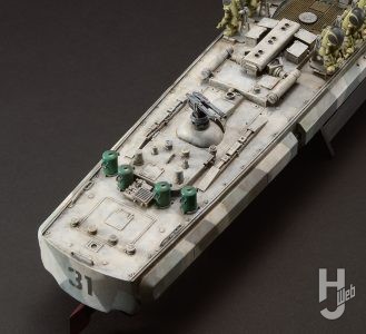 MAX渡辺製作「シュトラール軍 大型揚陸艇 S-BOOT」船尾