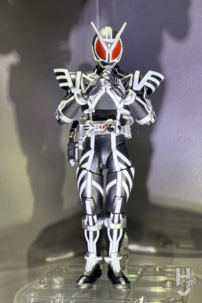 真骨彫製法仮面ライダーデルタ