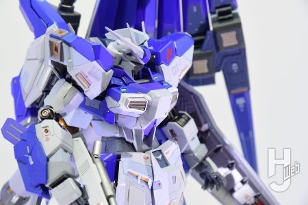 METAL BUILD「Hi-νガンダム 2026（仮）」が商品化決定！展示用試作が会場で初展示【TAMASHII NATION 2025 レポート】