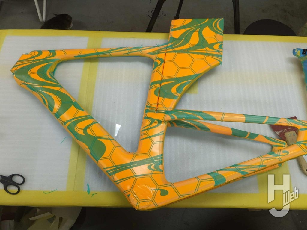 MAX渡辺TTバイクペイント工程08