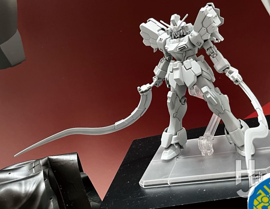 ガンダムサンドロックHG展示