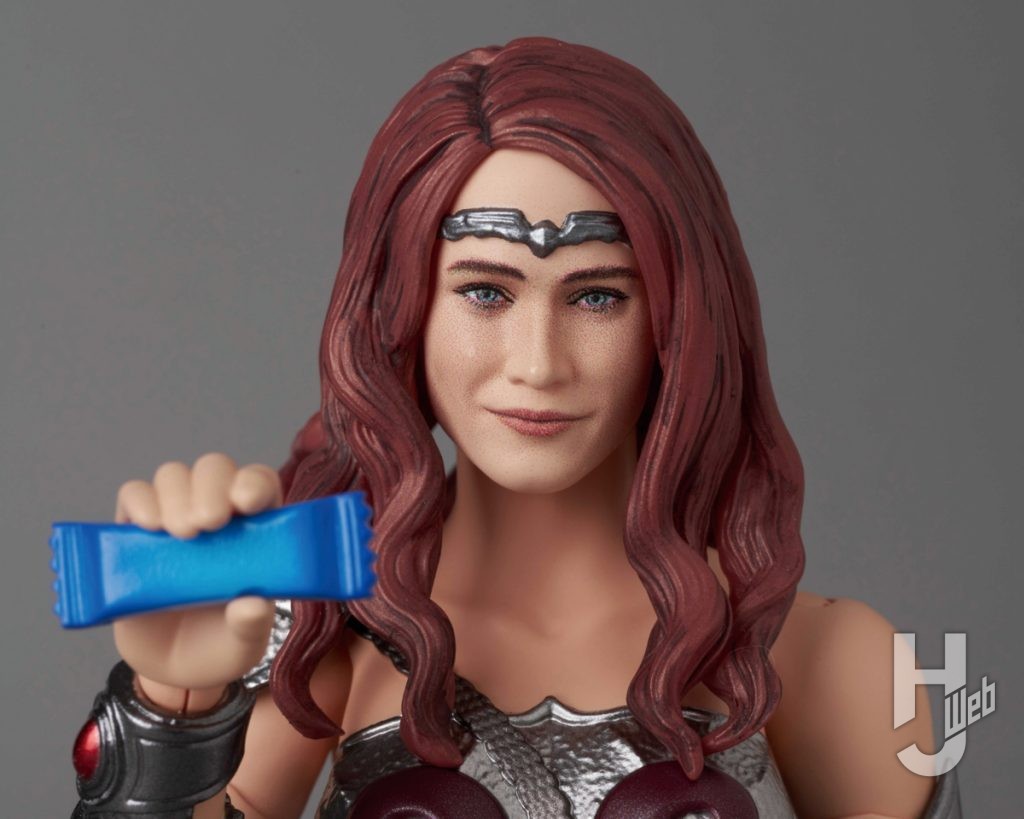 クイーン・メイヴの可動フィギュアのイメージ画像その2