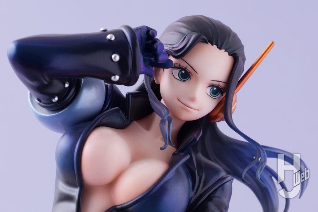 ニコ・ロビンのフィギュアのアップ画像