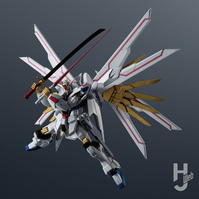 マイティーストライクフリーダムガンダムの可動フィギュアの全体画像