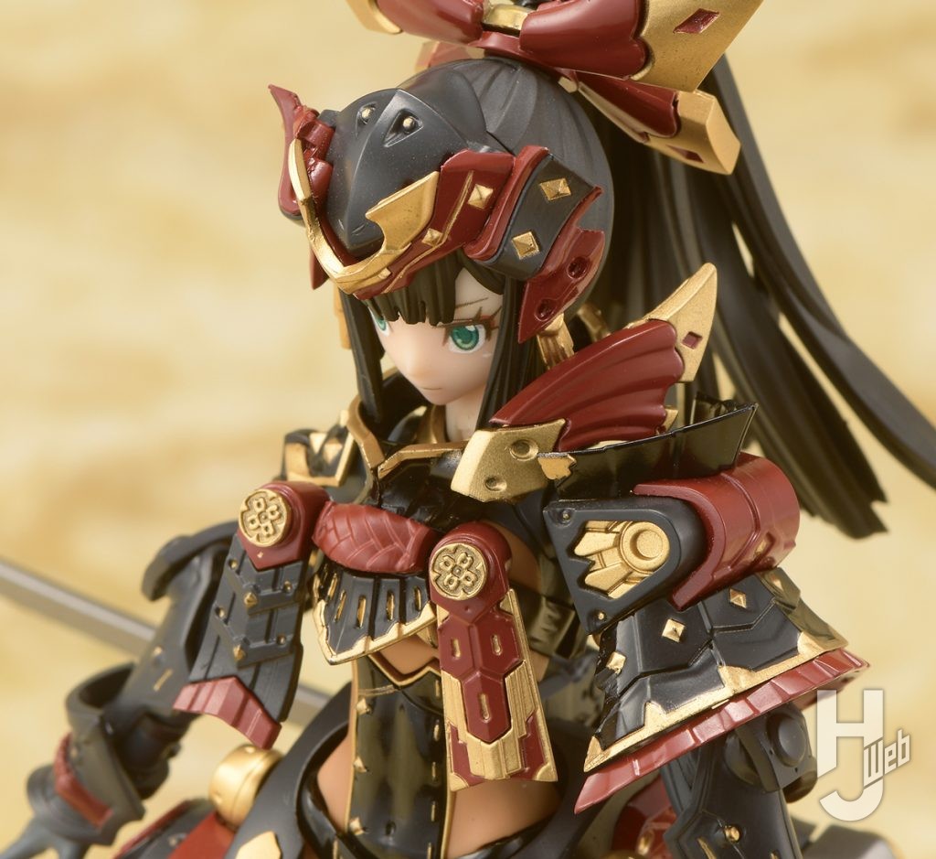 ブロッカーズFIORE ツバキのバストアップの画像