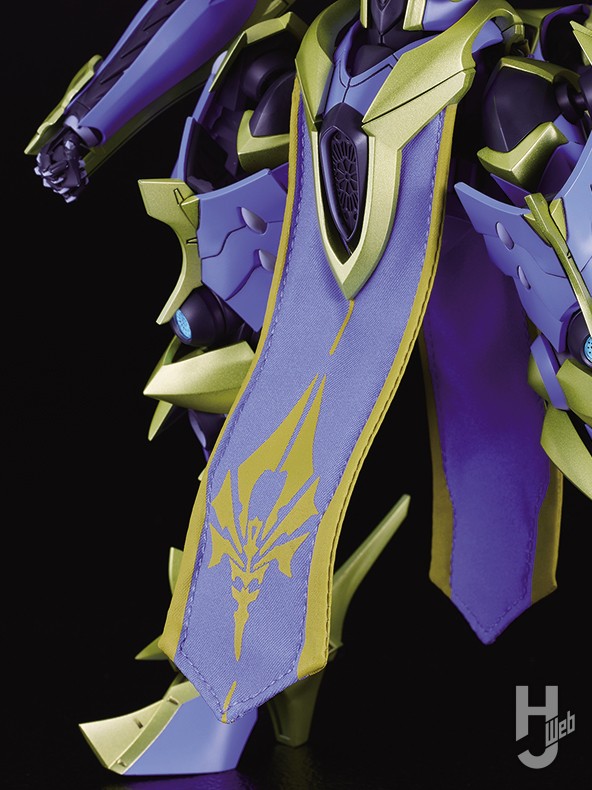 MODEROID DX-SCALE イカルガ(原作版)の前垂れ部分のアップ画像