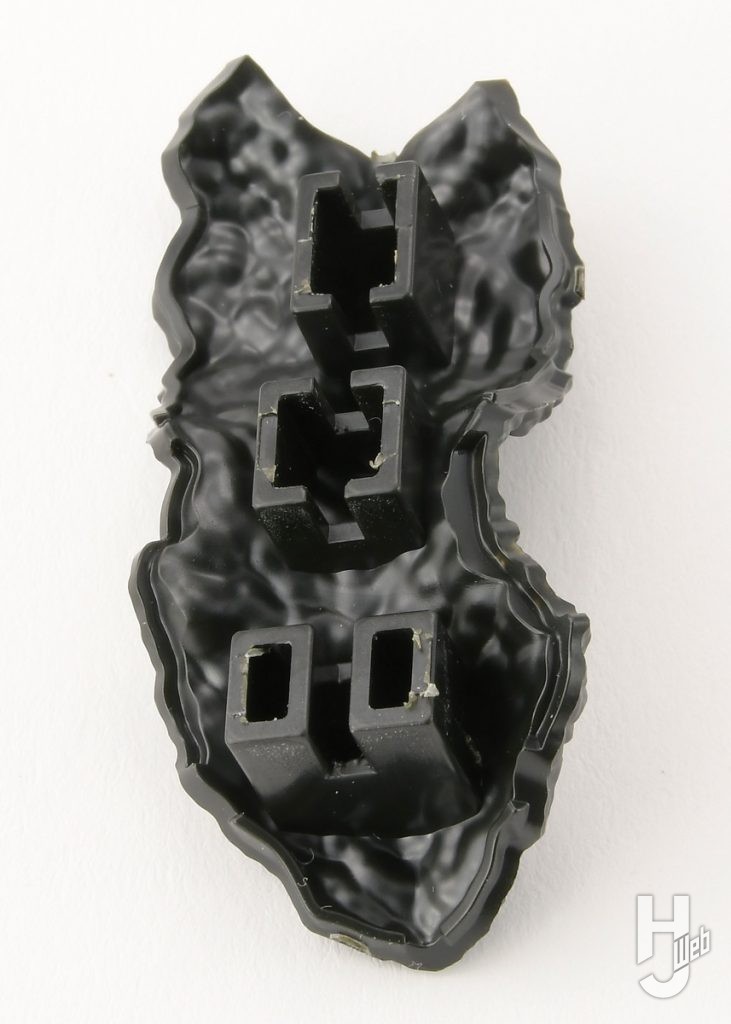 ゴジラのプラモデルのパーツの画像