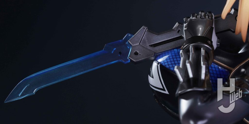 バニースーツプランニング ソフィア・F・シャーリング忍者Ver.の左手差し替えパーツ使用時の画像