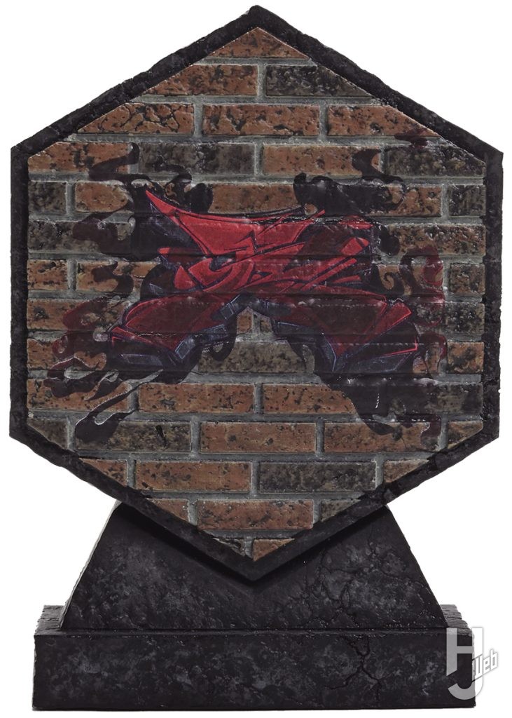 豪鬼のフィギュアのロゴスタンドの画像