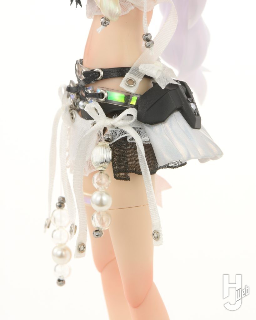 水着メイド衣装のドゥルガーⅠのプラモデルのアップ画像その3
