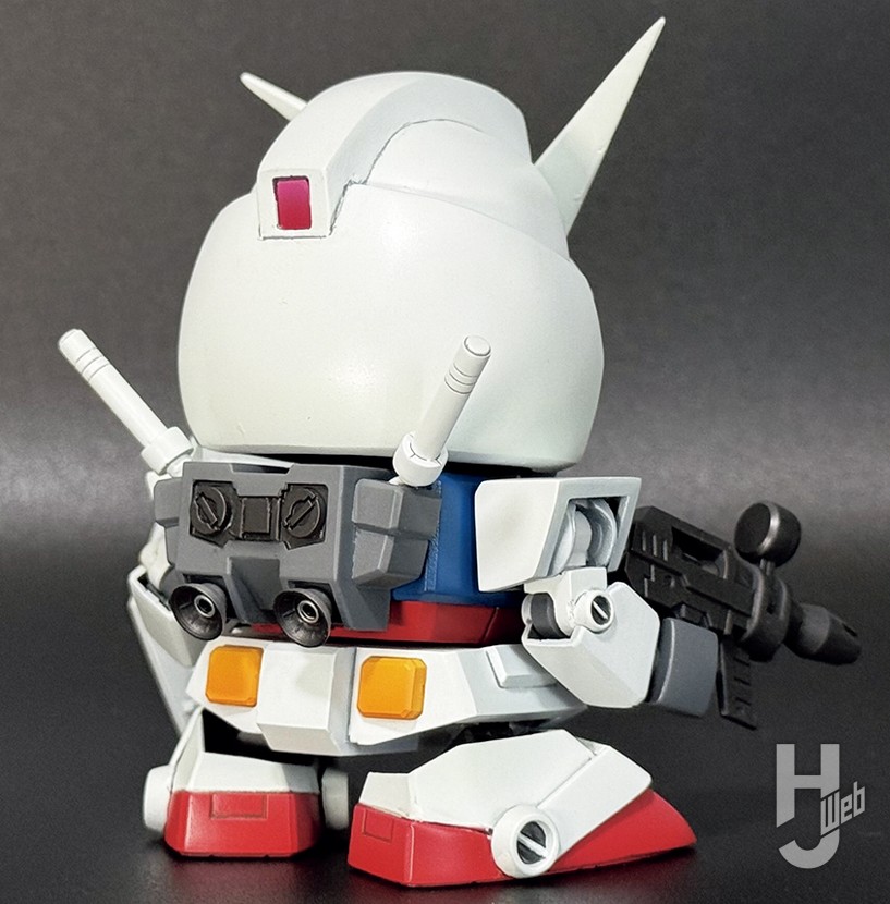 M2製作「元祖!-RX-78-2-ガンダム」背面