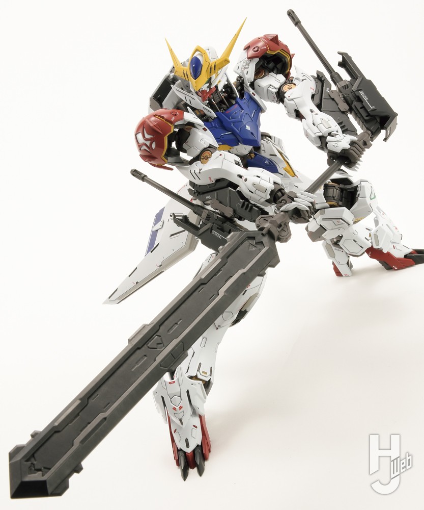 朱凰製作「MGバルバトスルプス」ポージング例