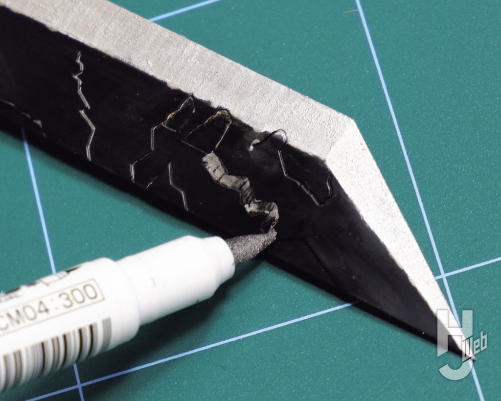 クラウド・ストライフのプラキットの武器パーツの製作の画像その10