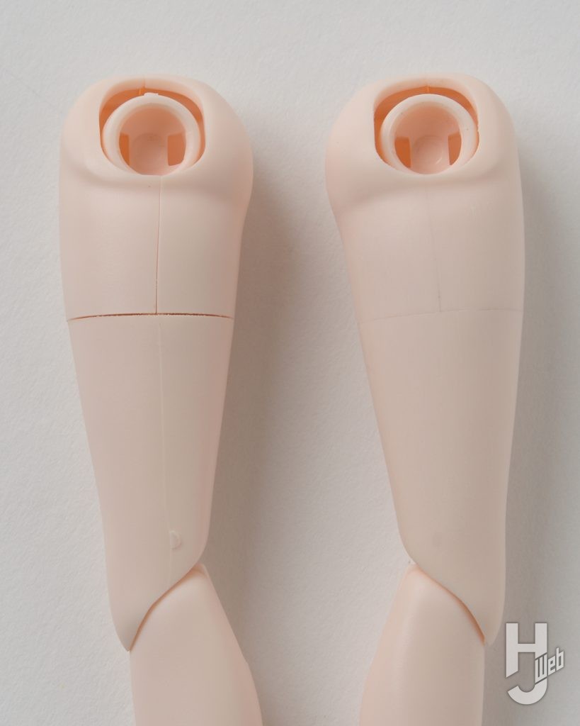 ガールズプラモの肌パーツの可動部の段差を均す画像その4