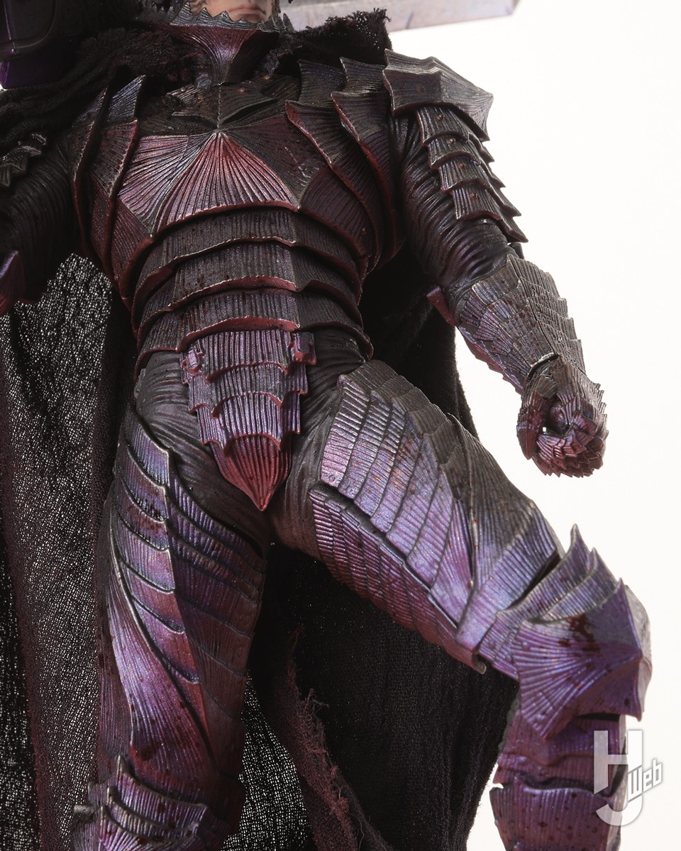 甲冑を着たフィギュア？【専用出品】 ワンホビG】「ガッツ［狂戦士の甲冑］L」や、40cm超の「進撃の巨人 Ver