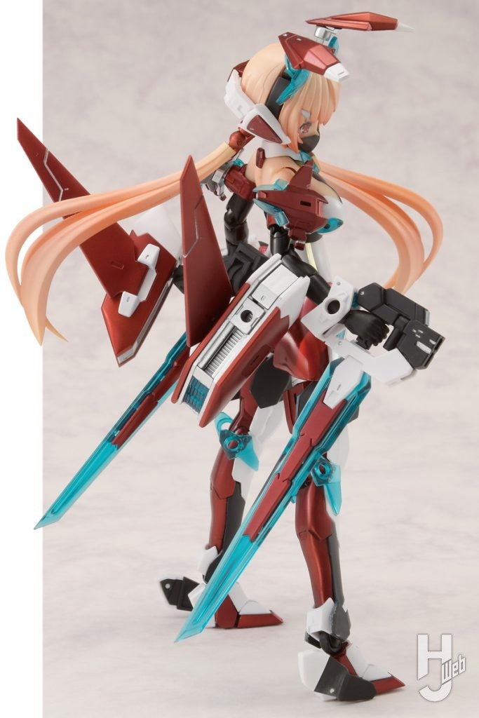 アイリス・シャドウルージュ
後ろ