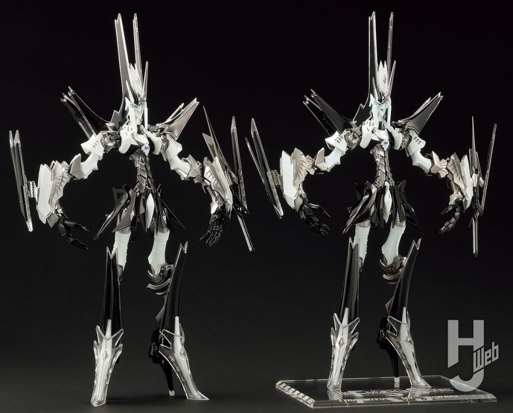 VSMS1/100ディー・カイゼリン 　全体　塗装見本との比較