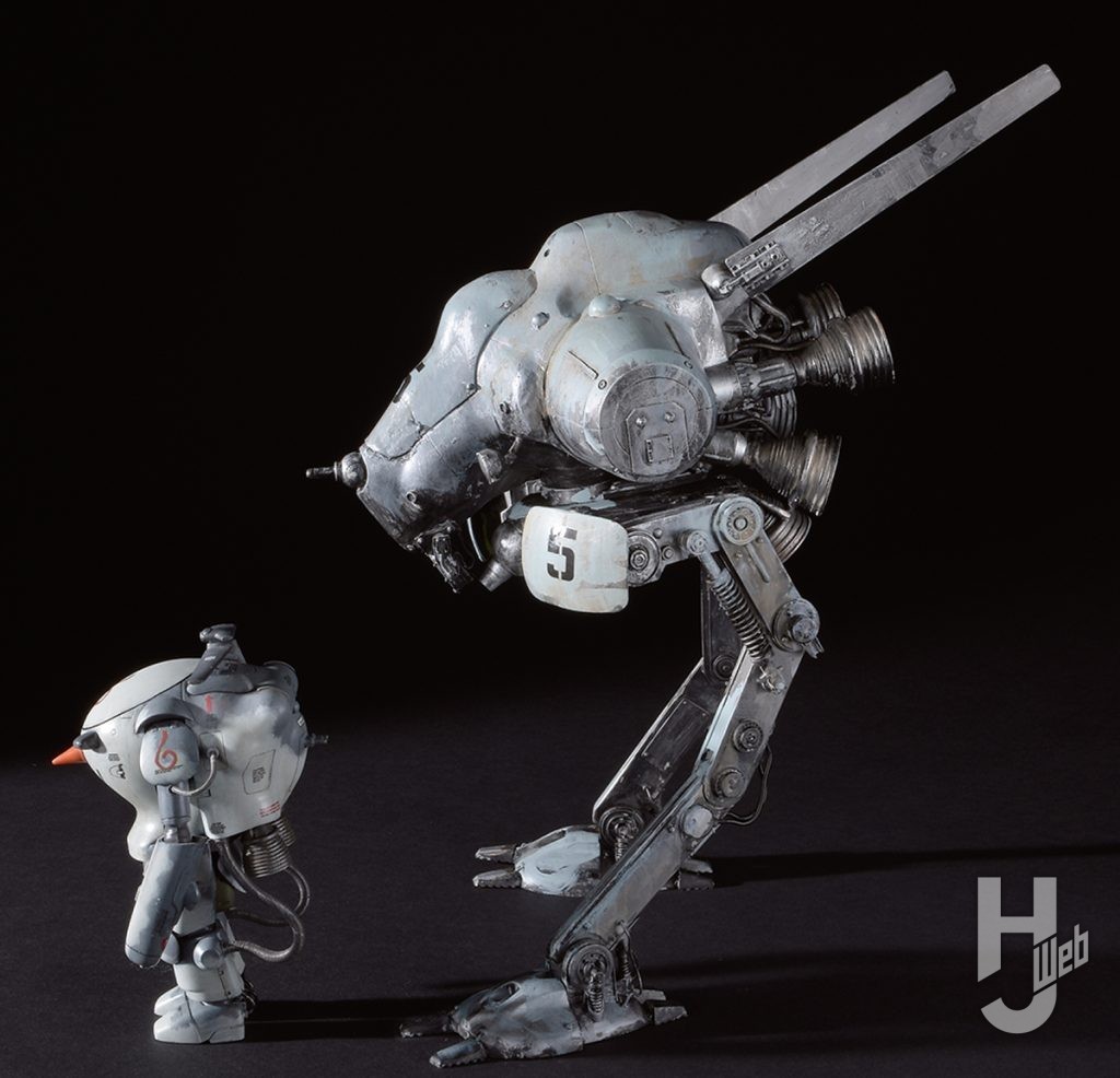 横山宏製作「スーパーボール ムーンスノウマン」とフクス