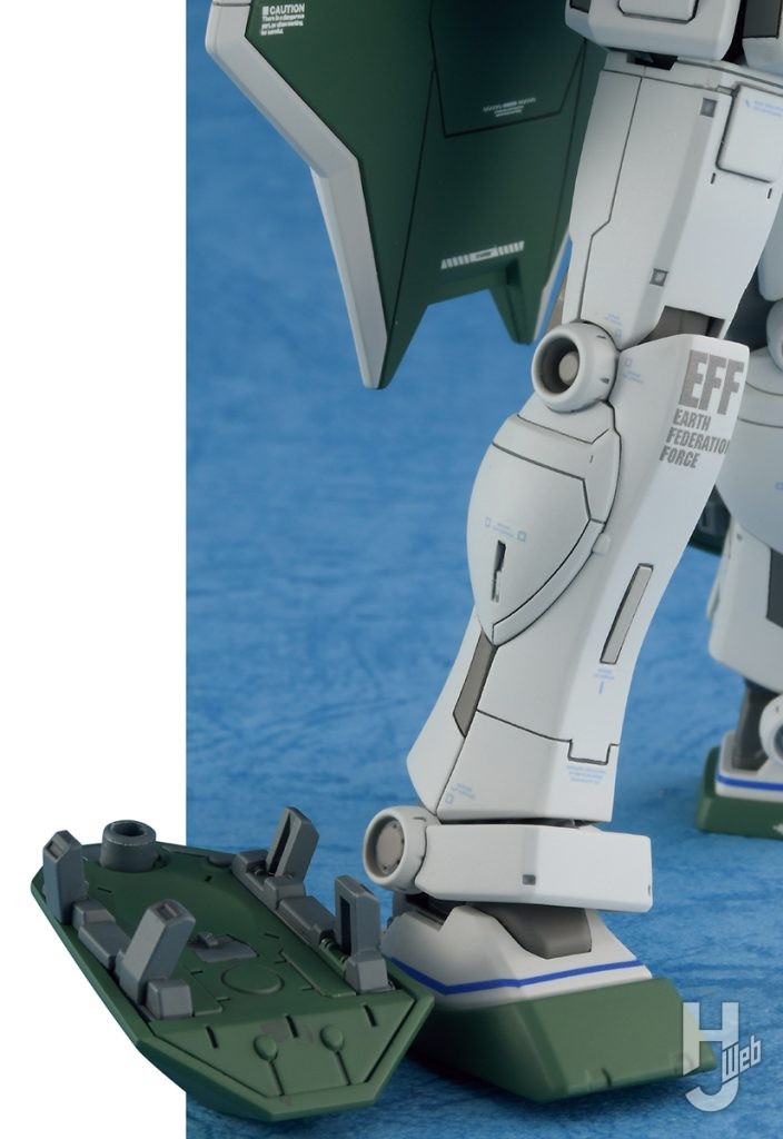 不破優製作「ジム・スループ」脚部タンクはずし