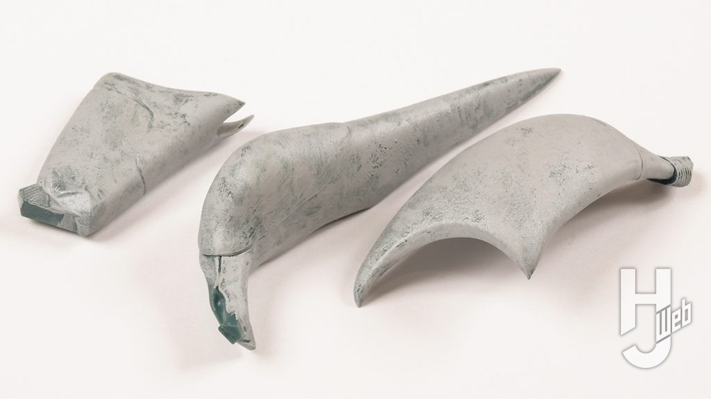 あに製作「PLAMAXヴェルビン」製作中溶きパテ塗装終了