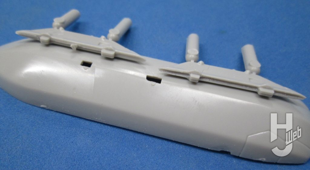 渡辺圭介製作「VF-0Sフェニックスゴースト装備」製作途中ランナーポッド