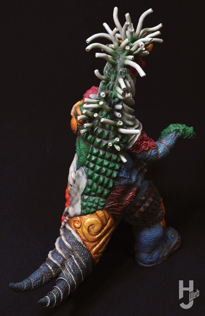 コモリプロジェクト「夢幻怪獣バクゴン」背面俯瞰