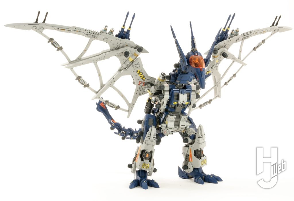 林哲平製作「サラマンダー」バンザイ