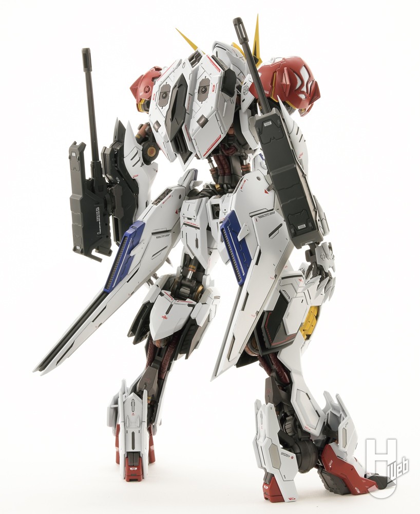 朱凰製作「MGバルバトスルプス」背面