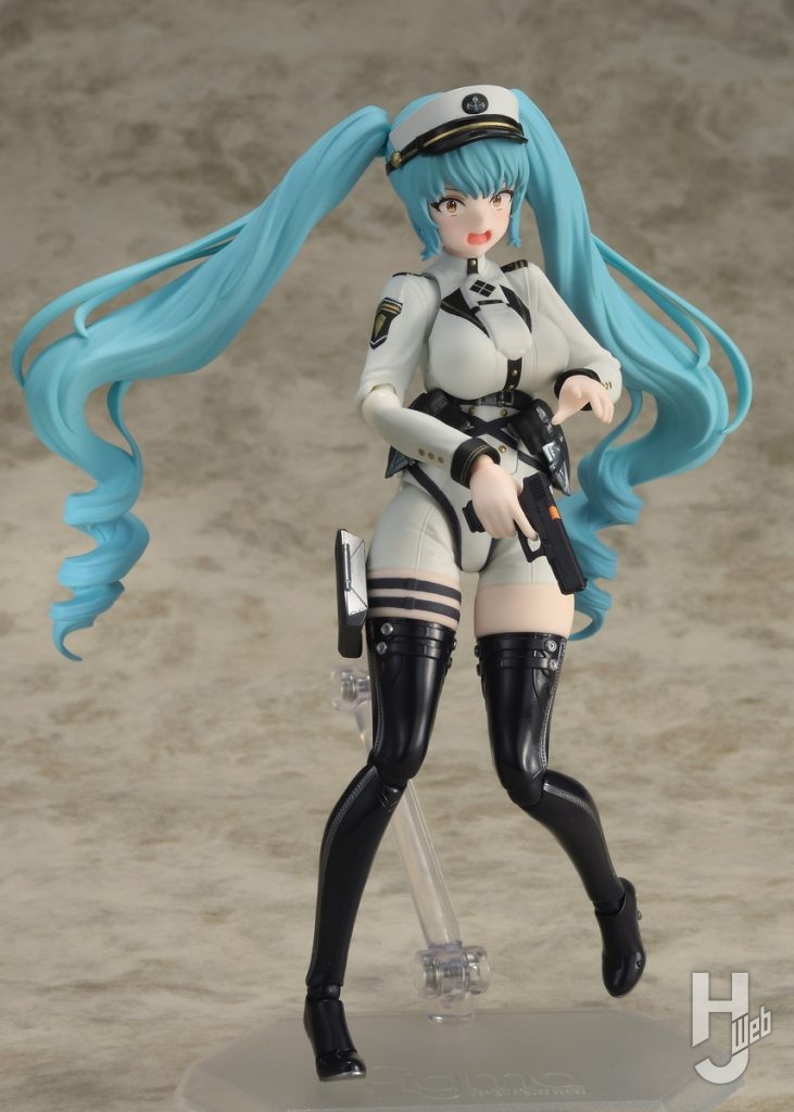 プリバティのフィギュアの全体画像その2