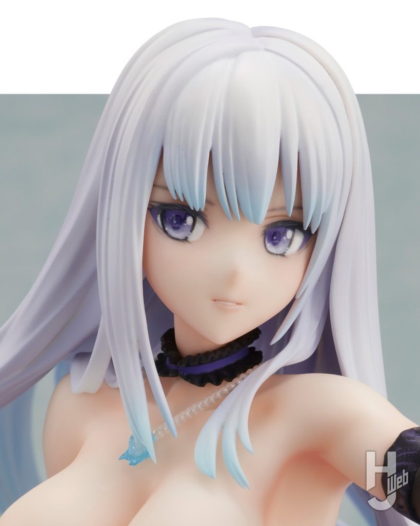 薔薇雪姫
帽子脱着可能