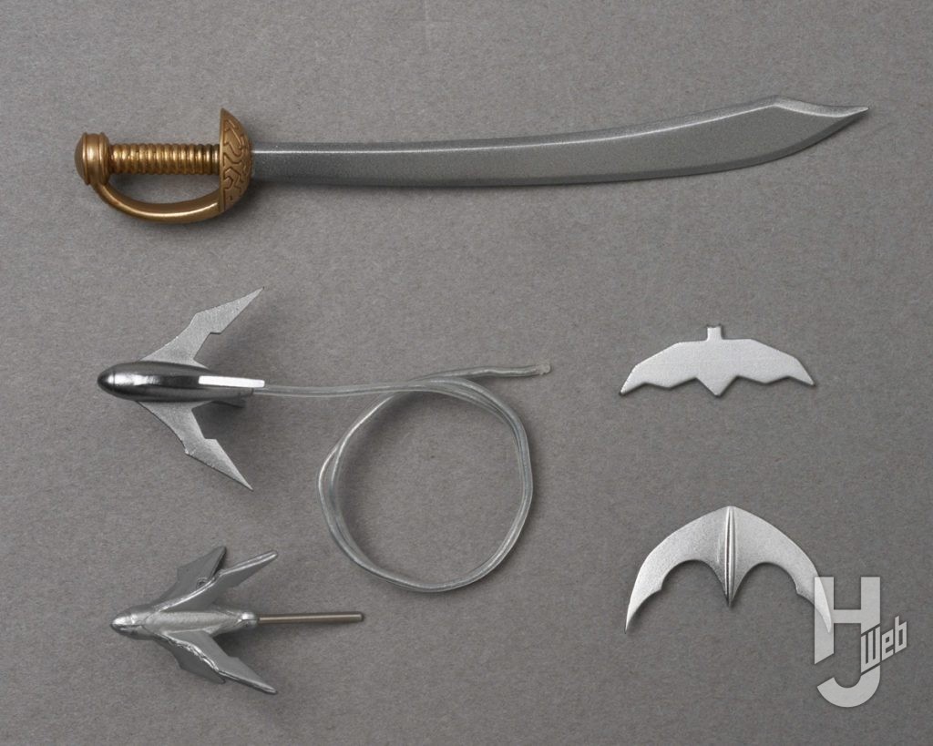 バットマンダメージバージョンの可動フィギュアの武器パーツの画像