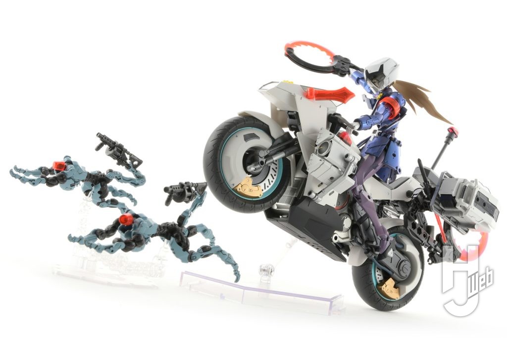 ヴァリアントのプラモデルの全体画像その5